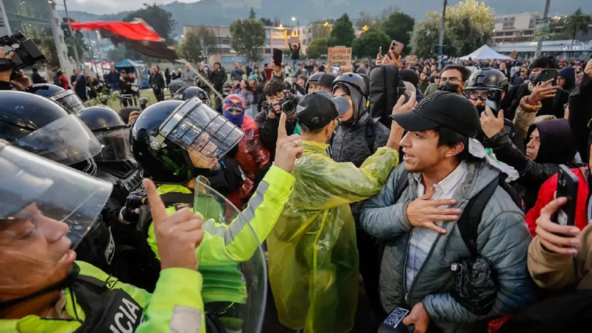 Presidente de Ecuador declara estado de excepción en diez provincias por protestas
