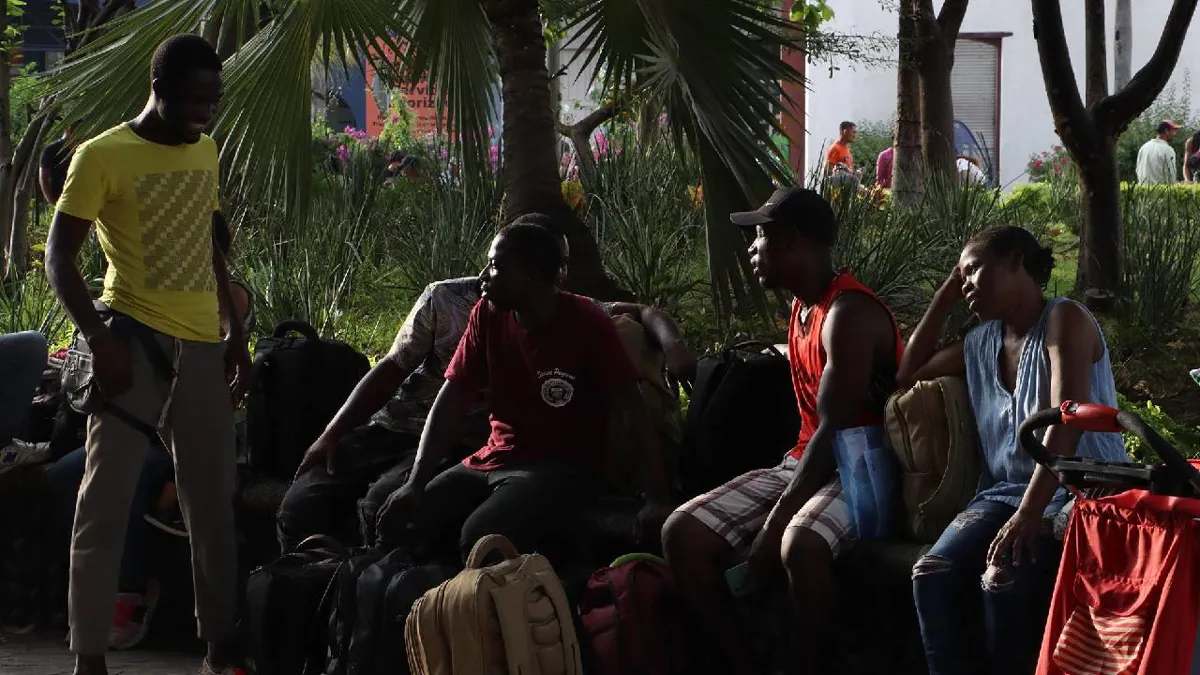 Miles de migrantes venezolanos arman una caravana hacia EE.UU. desde México