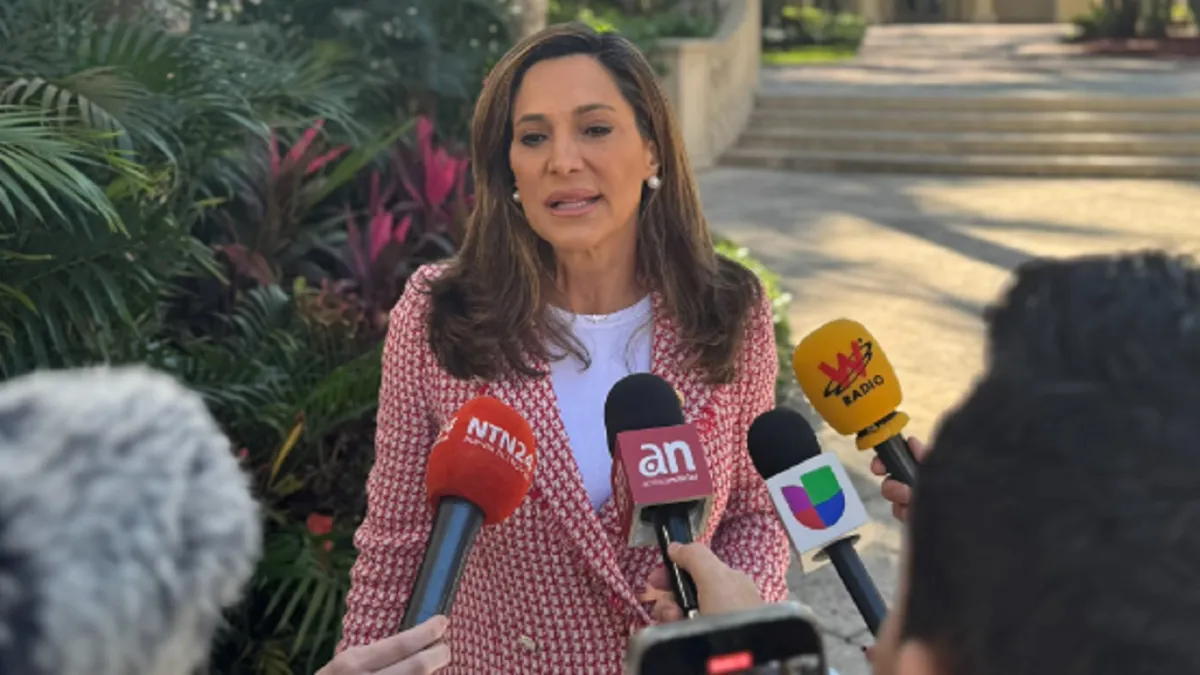 Congresista republicana califica de “infamia” la condena a Uribe y culpa a Petro del fallo