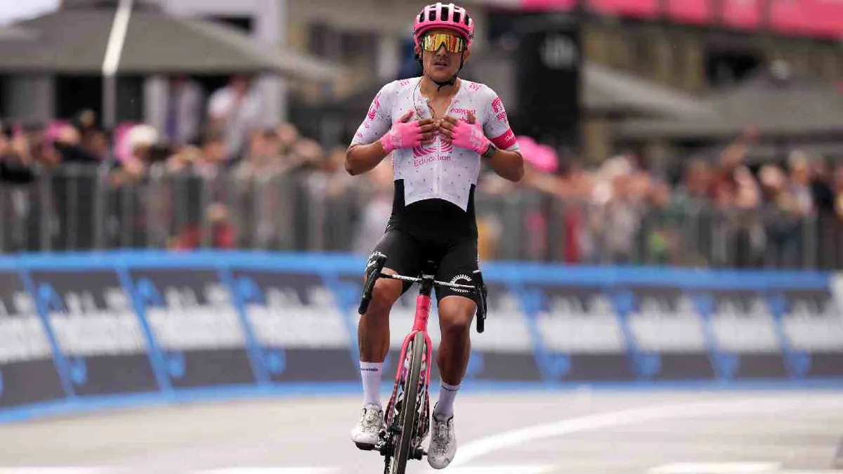 Richard Carapaz se impone en la undécima etapa del Giro: Egan Bernal fue quinto