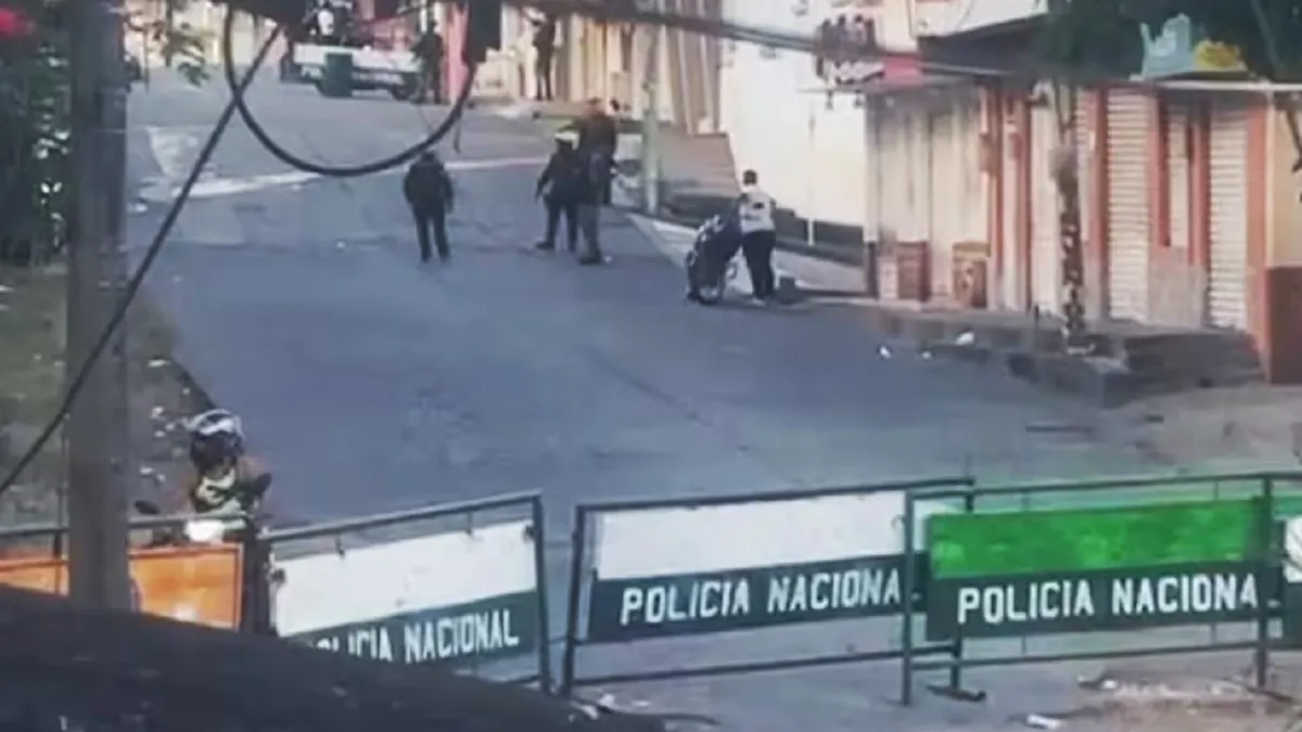 Al menos tres policías heridos en ataque con dron con explosivos en El Bordo, Cauca