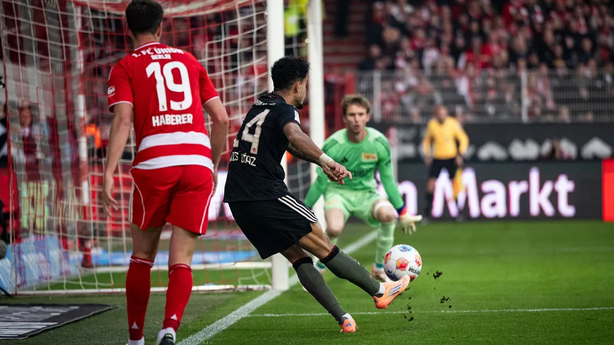 El golazo de Luis Díaz que le da la vuelta al mundo
