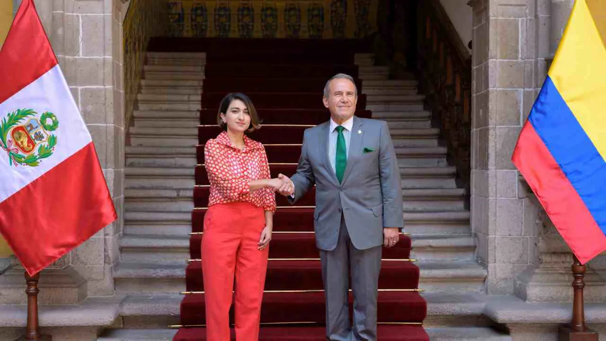 Colombia y Perú anuncian normalización de relaciones diplomáticas y refuerzo en cooperación binacional