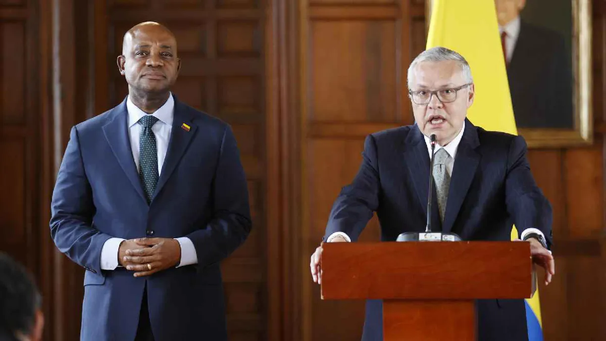 Gobierno y la CPI acuerdan apoyarse en la aplicación de justicia en violaciones de DD.HH.
