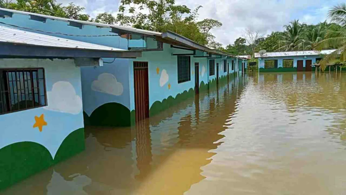 Ecuador se solidarizó con Colombia tras emergencia generada por intensas lluvias