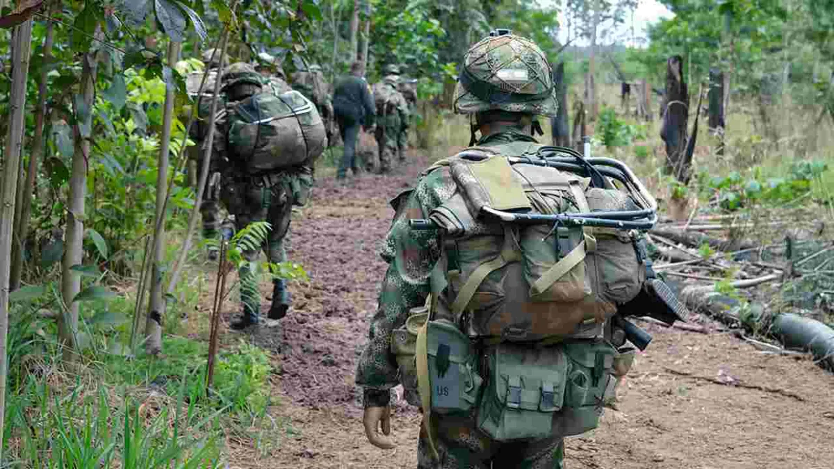 Tres soldados mueren en dos combates con la guerrilla del Eln