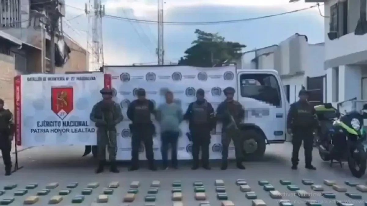 Incautan más de una tonelada de marihuana de las disidencias en el Huila