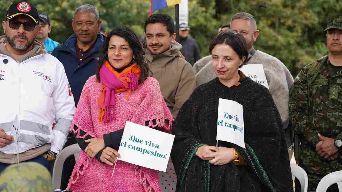 Protesta de campesinos culmina tras lograrse un acuerdo con el Gobierno