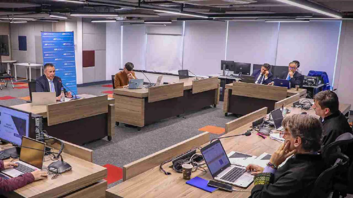 JEP advierte al exgeneral Santoyo que lo pueden expulsar del sistema si no aporta verdad