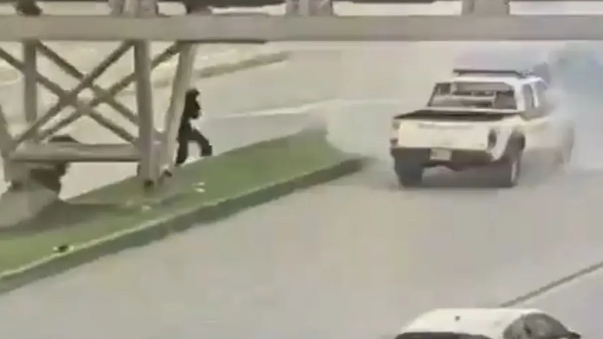 Enfrentamientos entre encapuchados y Policía dejaron un herido en la Universidad Nacional