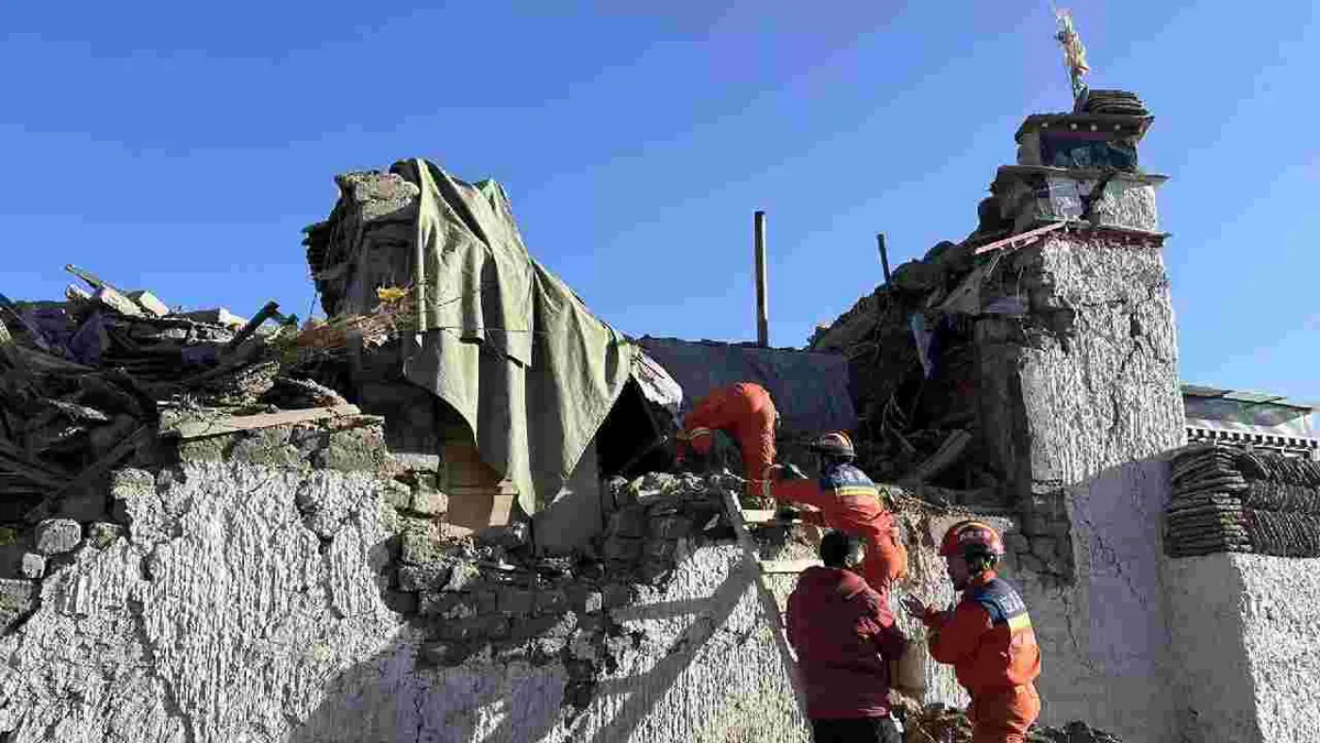 Más de 90 fallecidos tras el sismo de magnitud 6,8 en la región china del Tibet