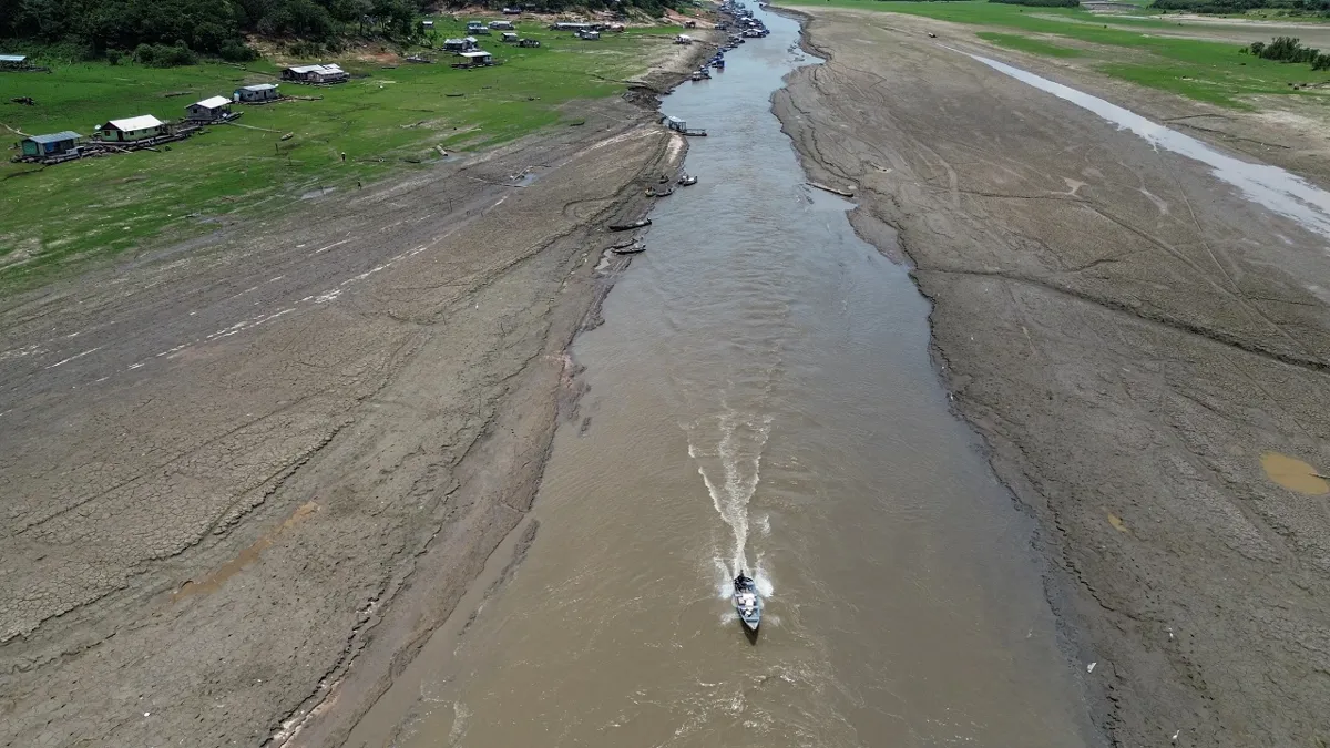 El río Amazonas se aleja de Colombia y es cada vez más peruano