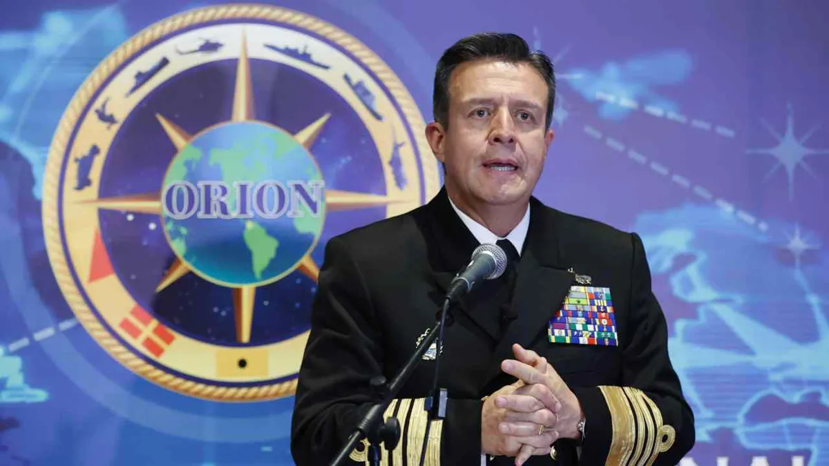 Petro designó al almirante Francisco Cubides como comandante de las Fuerzas Militares