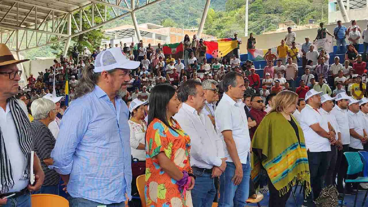 Gobierno implementará primera “región de paz” tras diálogos con Eln