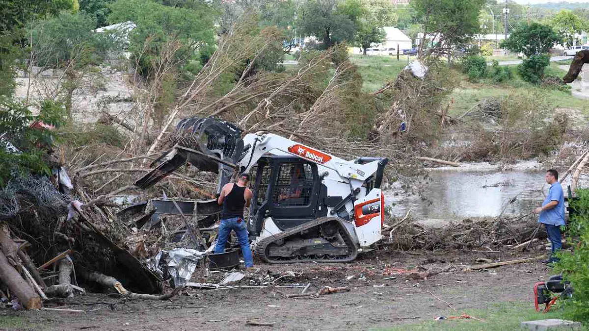 Tragedia en Texas: más de 161 desaparecidos y al menos 109 muertos por inundaciones