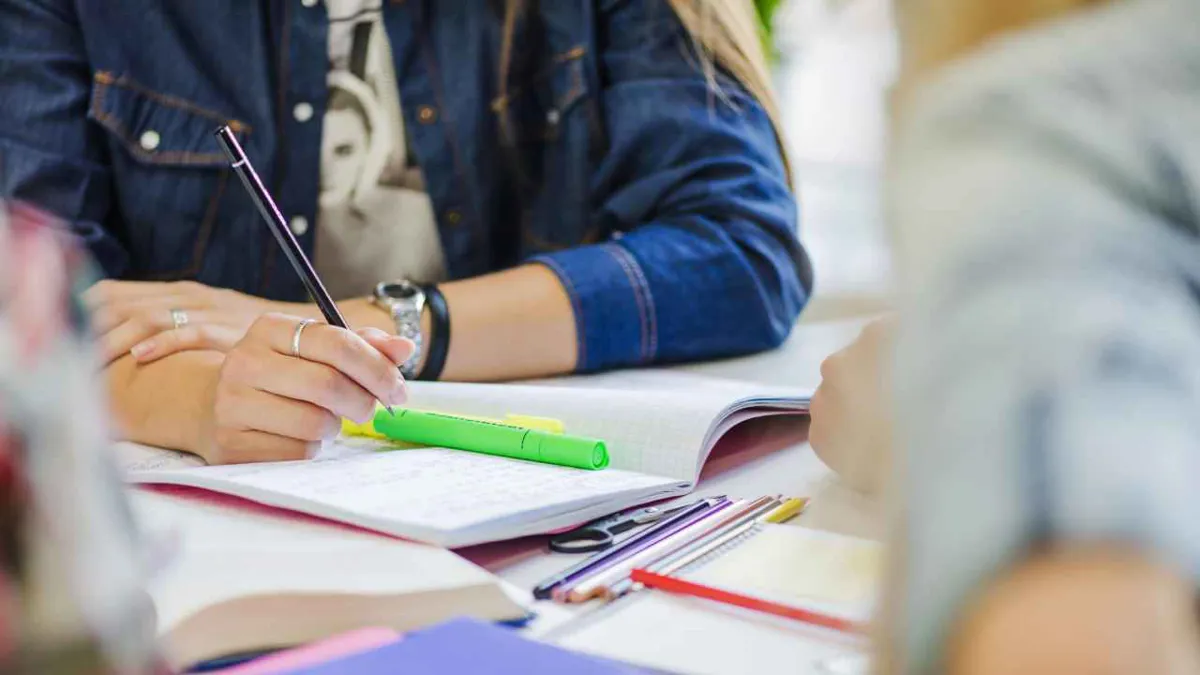 Australia busca limitar la entrada de estudiantes extranjeros por crisis de vivienda
