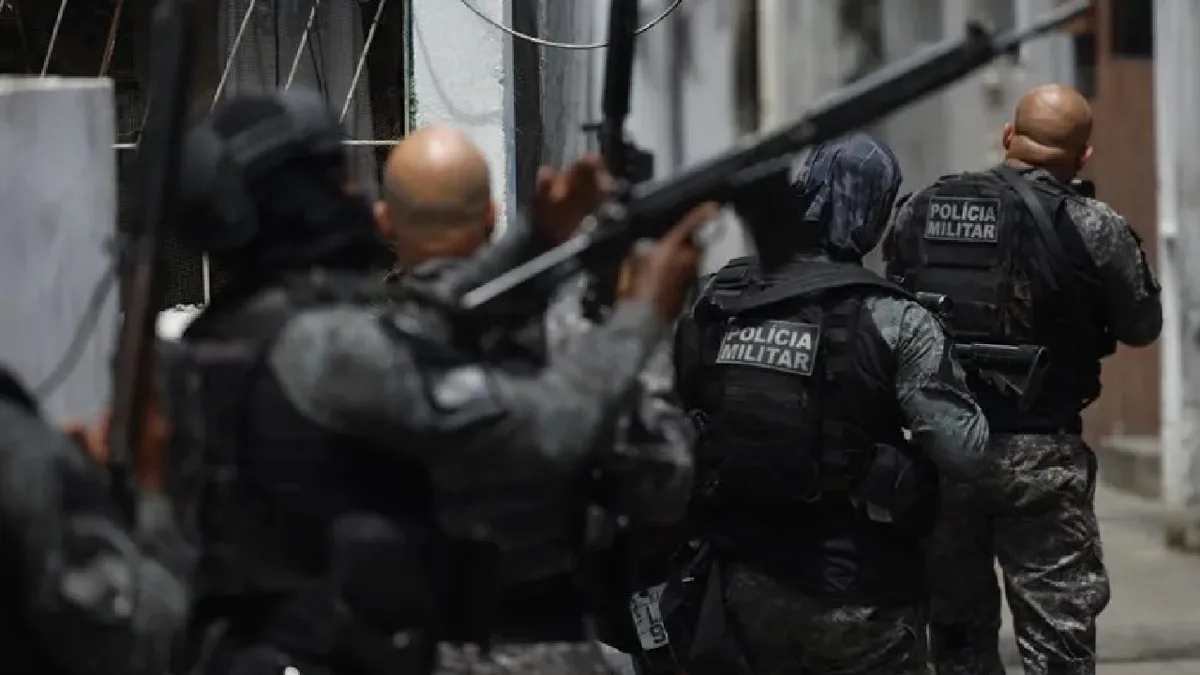 Suben a 132 los muertos en operación policial en favelas de Río de Janeiro
