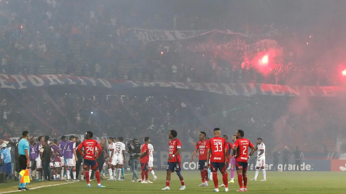 Las sanciones a las que se expone el Medellín por desmanes en Copa Libertadores