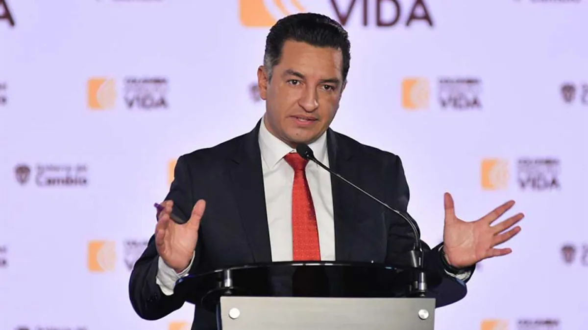 MinJusticia (e), Andrés Idárraga, denuncia ser víctima de espionaje con el software Pegasus