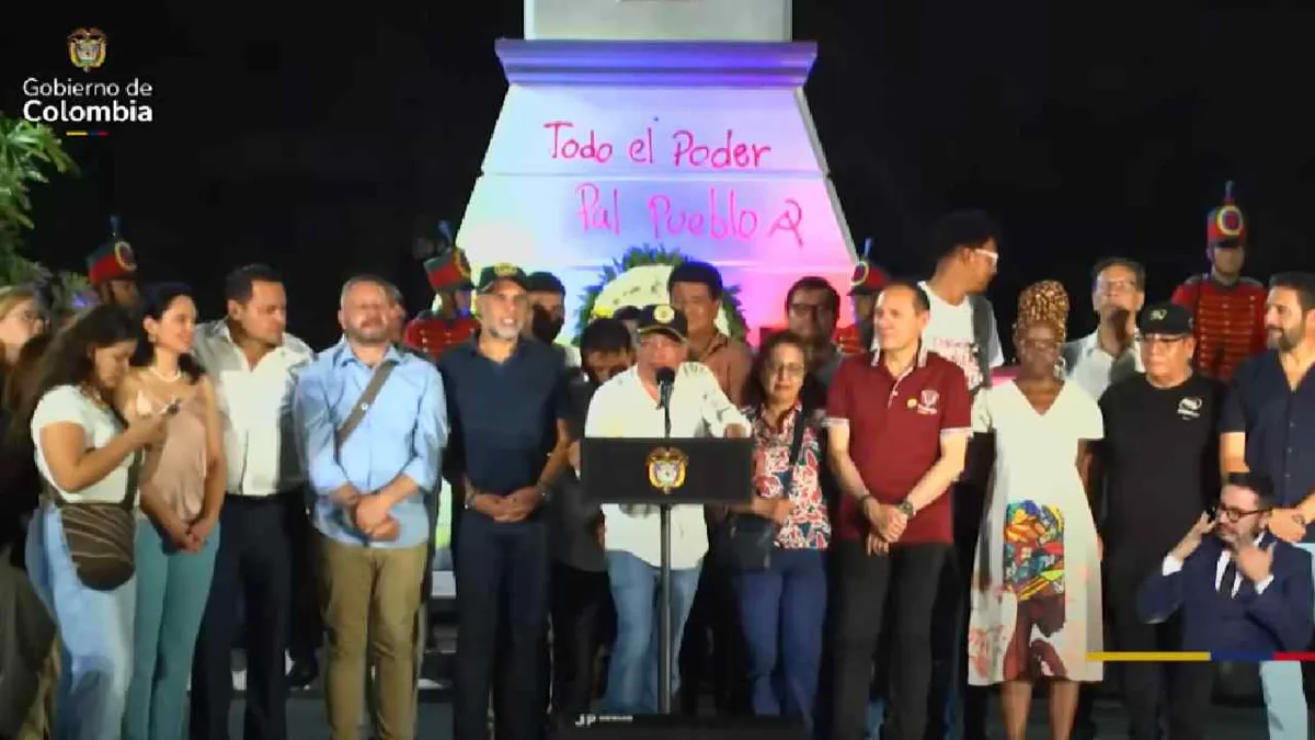 Petro asegura que apoyará al pueblo “si toca ir a huelga indefinida” por consulta popular