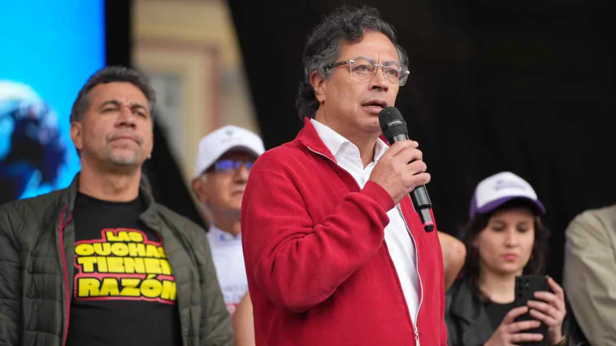 Petro llama a más movilizaciones para apoyar la consulta popular