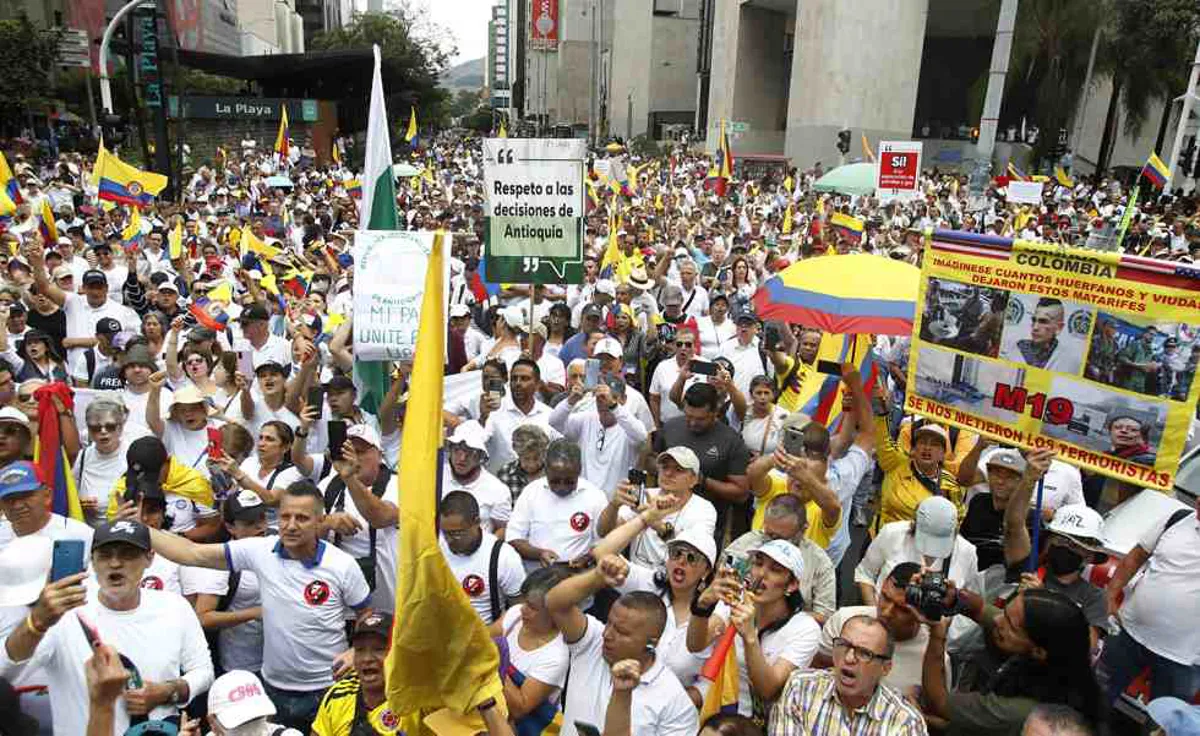 Jornada de manifestaciones contra el Gobierno y en defensa de la salud