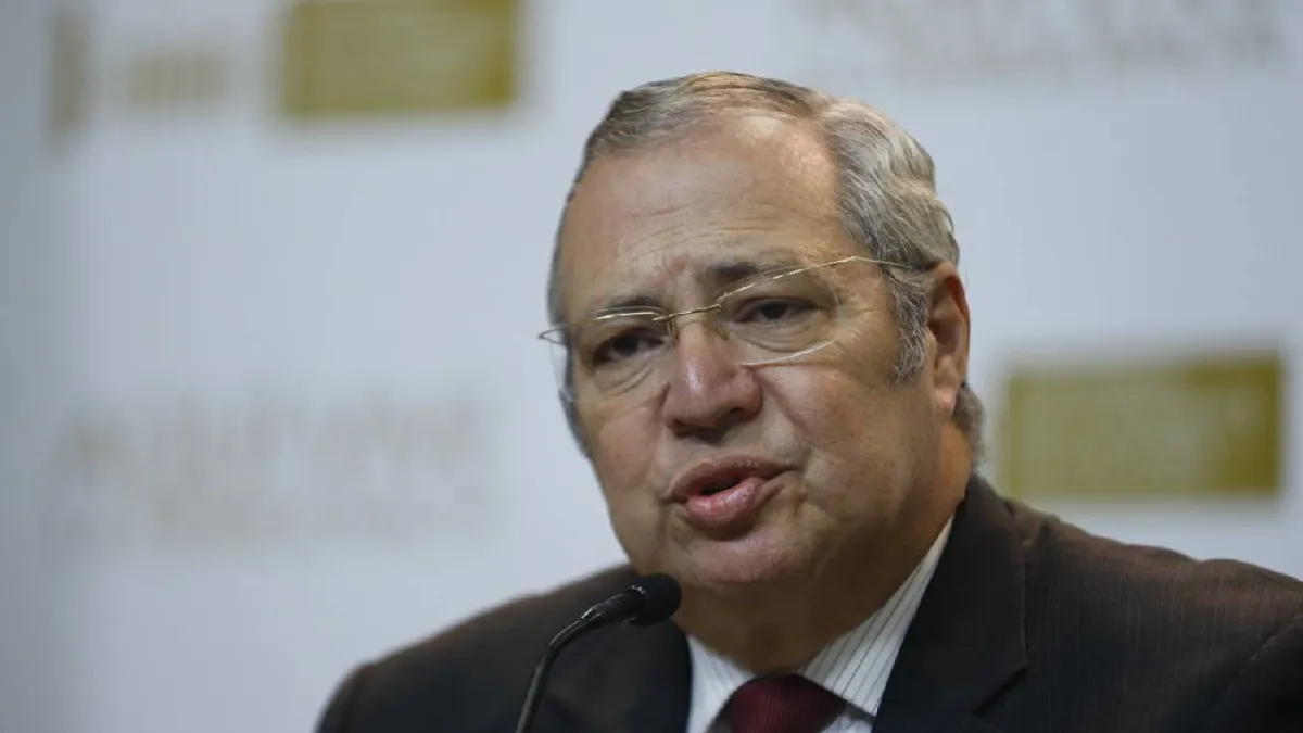Corte Suprema abre investigación contra el senador Iván Name
