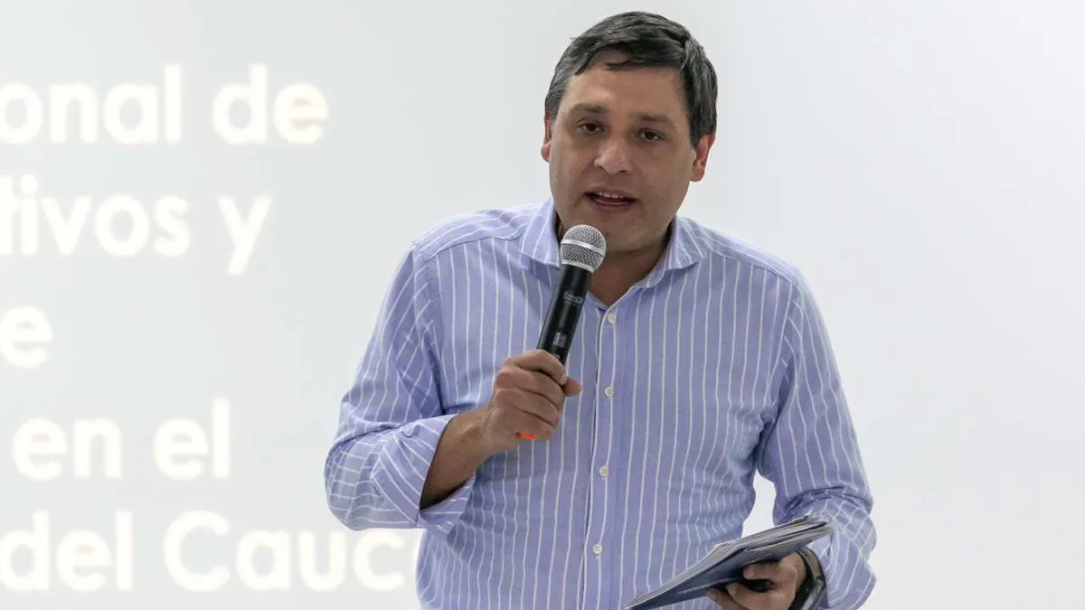 Mauricio Lizcano renuncia a su cargo como ministro de las TIC