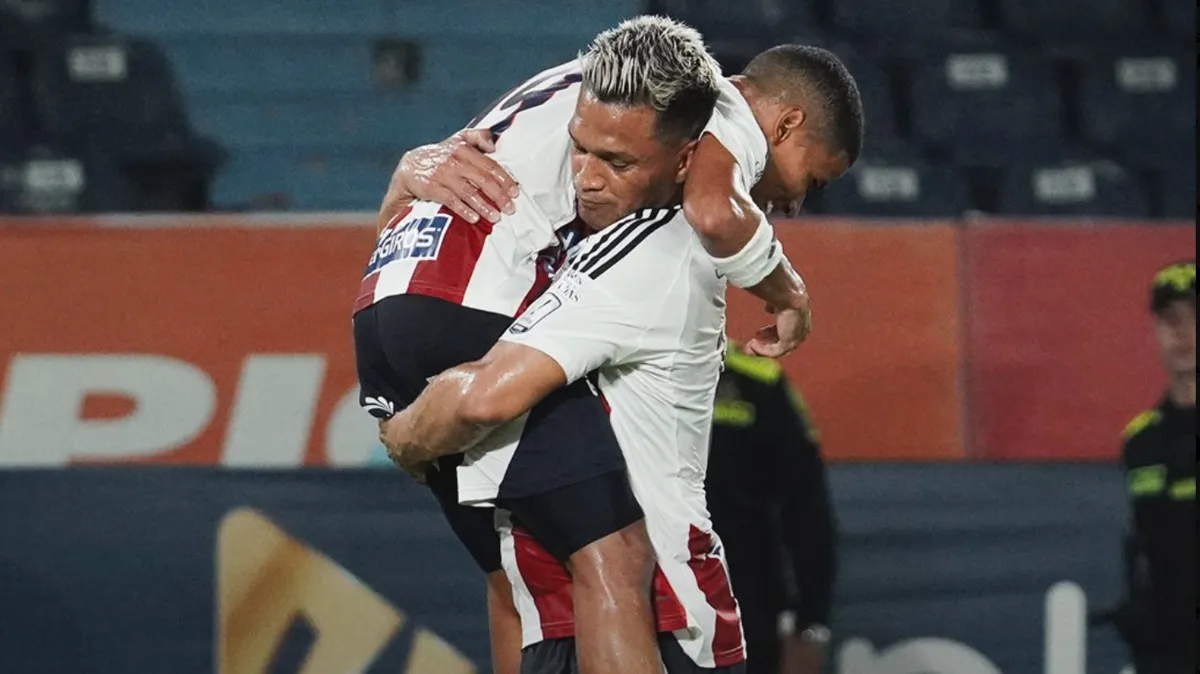 Junior venció al Pasto y recuperó el liderato de la liga