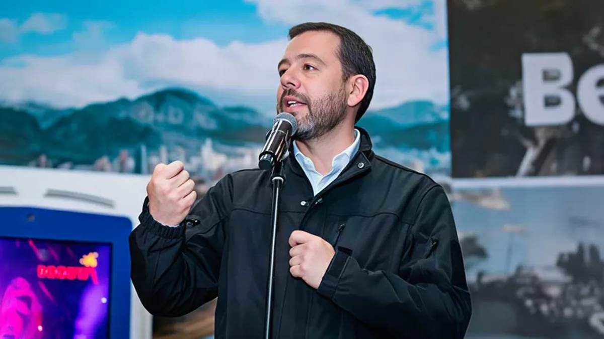 Alcalde Galán entrega a las autoridades información de posible atentado en su contra