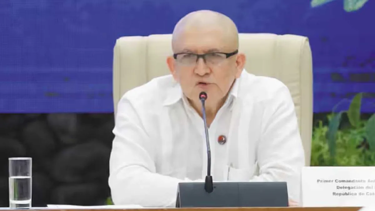 Eln asegura que diálogo de paz con el Gobierno puede continuar sin cese el fuego