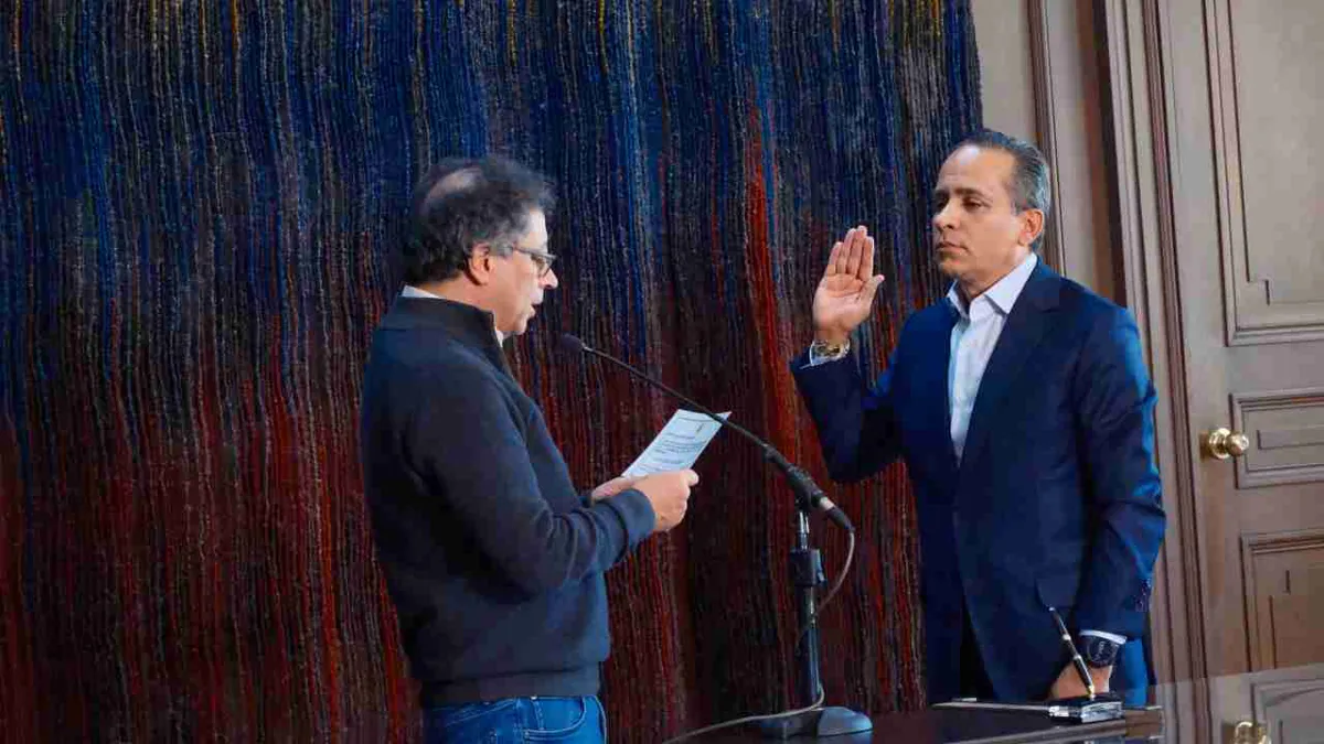 Alexander López se suma a las renuncias en el Gobierno de Petro