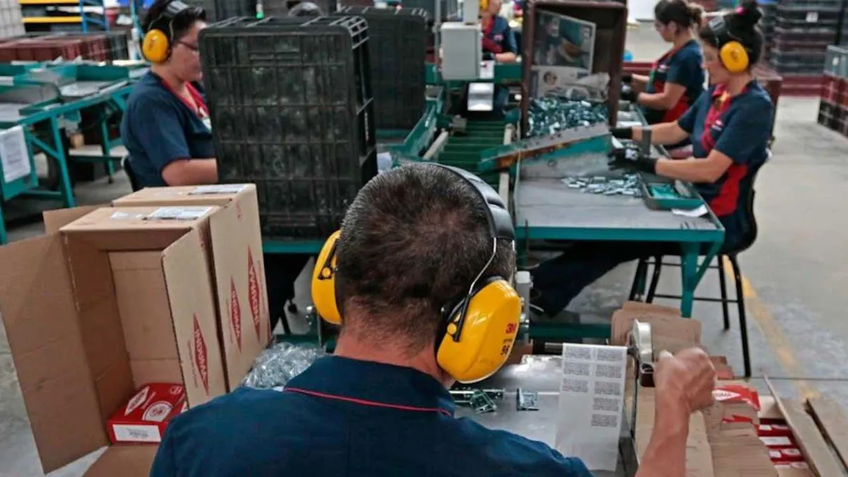 Crece afiliación de trabajadores a cajas de compensación familiar