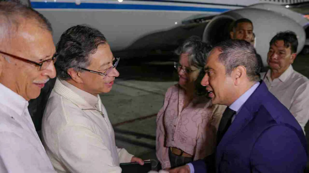 Presidente Petro llega a Panamá para participar en foro económico