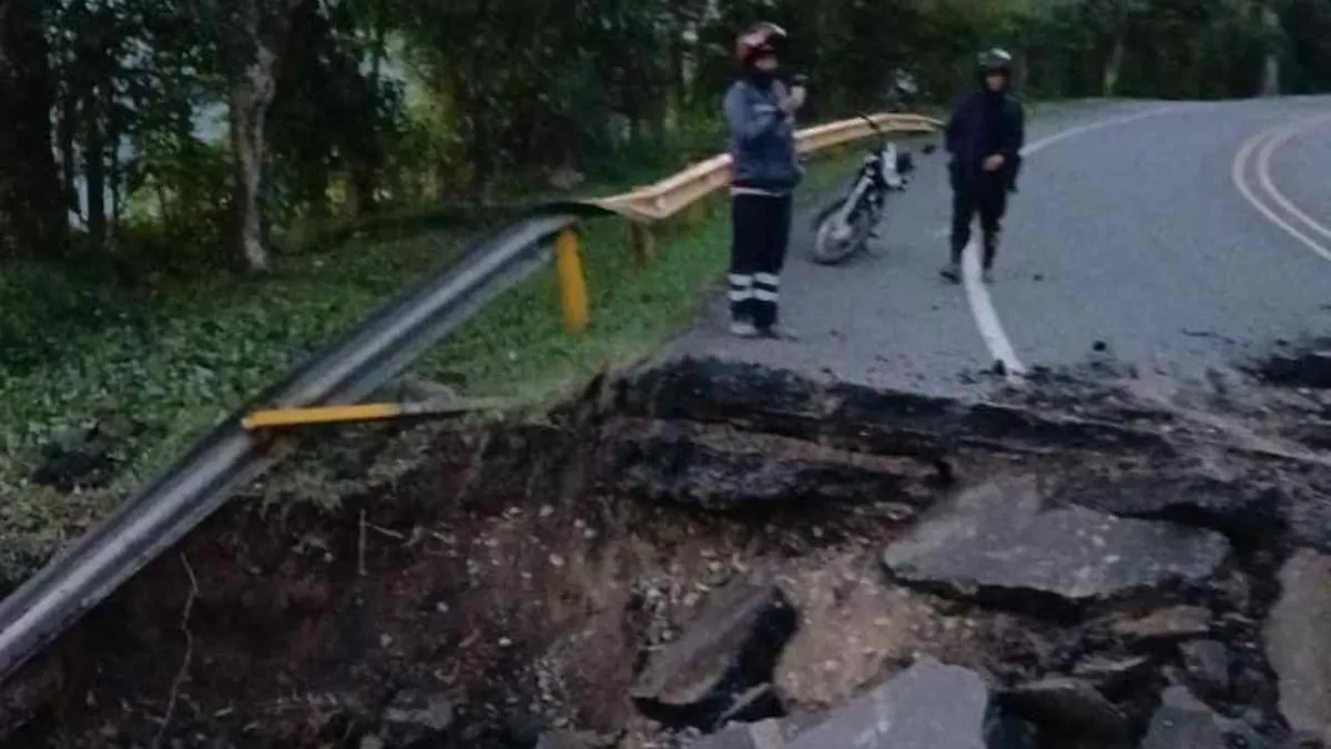 Atacan con explosivos estación de Policía y una carretera en el Cauca