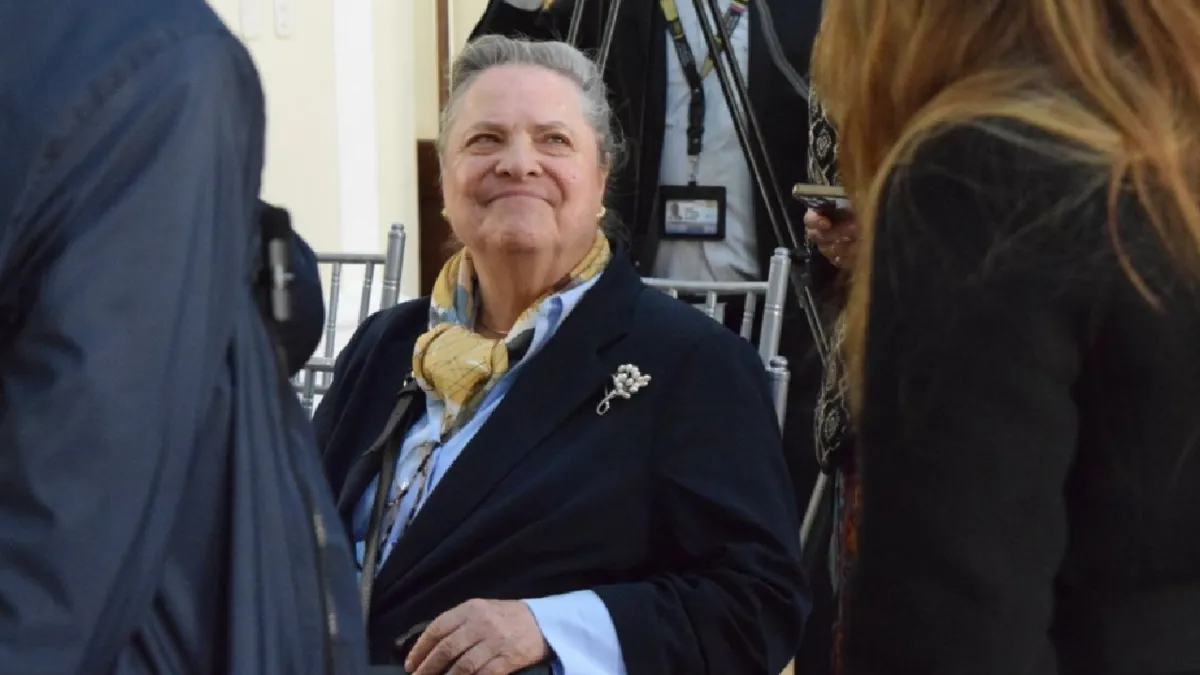 La exalcaldesa de Bogotá Clara López anuncia que será precandidata presidencial
