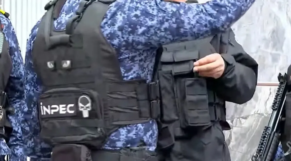Vehículo de guardia del Inpec recibe disparos en Armenia