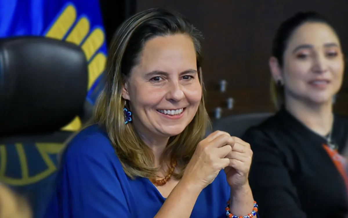 Petro nombra a Helga Rivas como nueva ministra de Vivienda