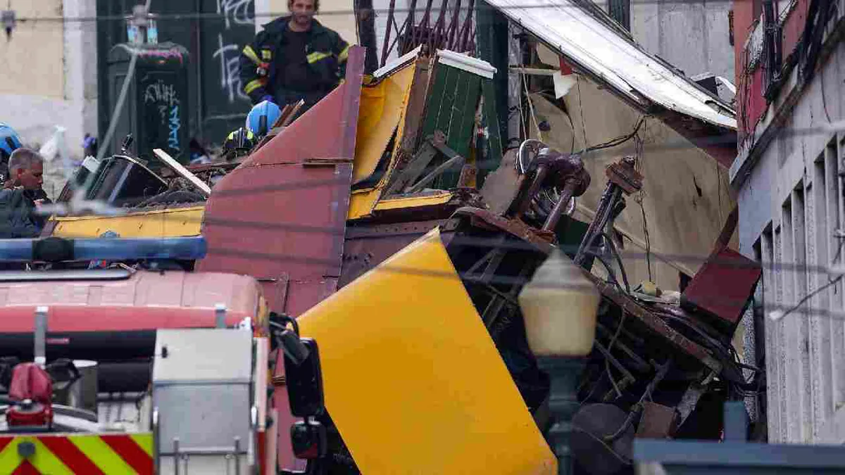 Grave accidente en Lisboa por descarrilamiento de un funicular
