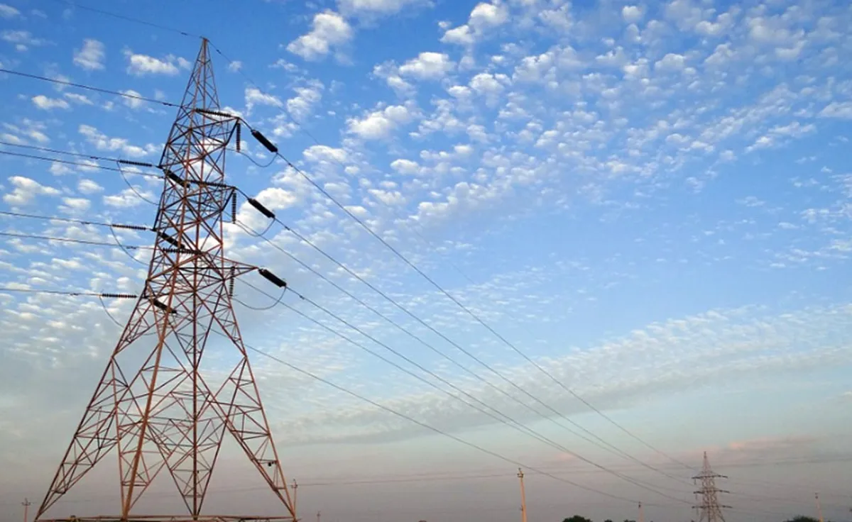 Colombia reanudará la venta de energía a Ecuador para aplacar su crisis eléctrica