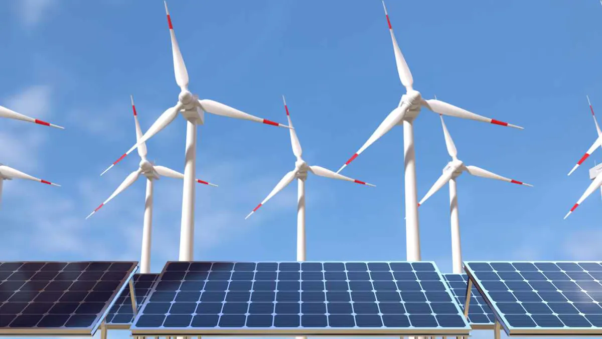 La adopción de energías renovables se reducirá en Latinoamérica en 2025, advierte experto