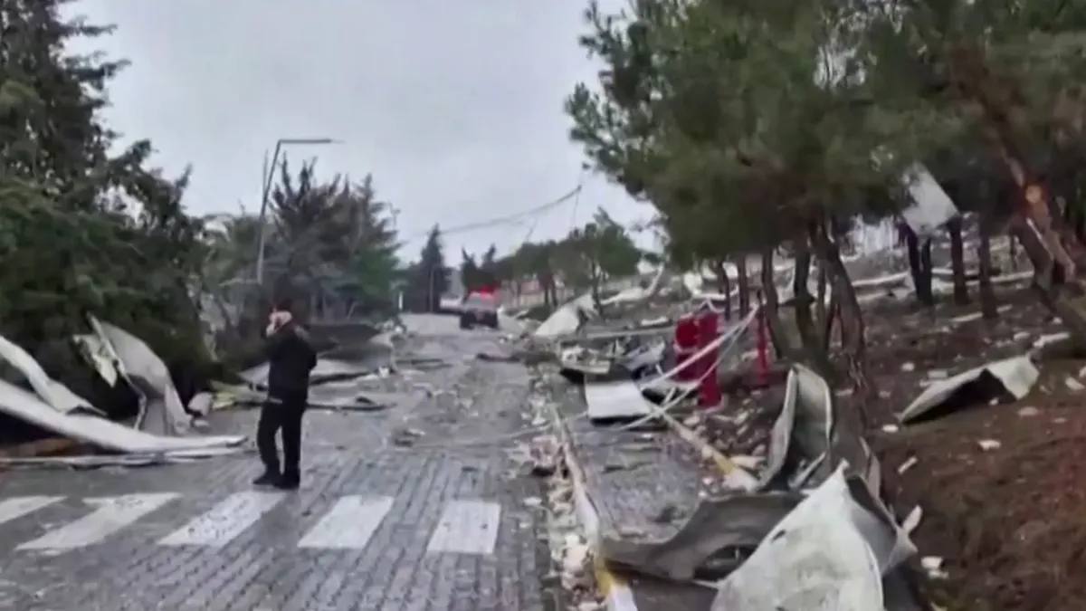 Mueren once trabajadores por la explosión accidental de una fábrica de munición en Turquía
