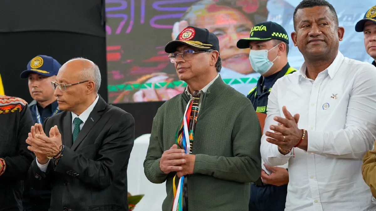 Gobierno firmó acuerdos con Comuneros del Sur en Nariño