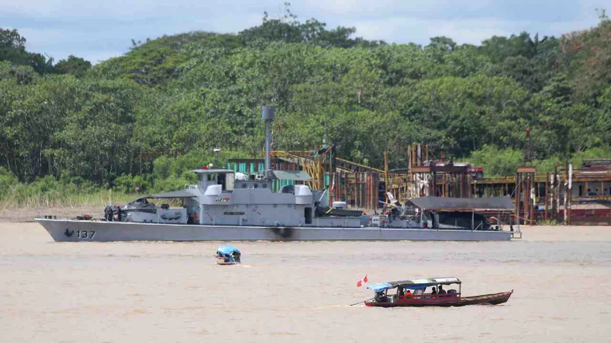 Perú acusa a Colombia de invadir su espacio aéreo con avión sobre isla reclamada por Petro