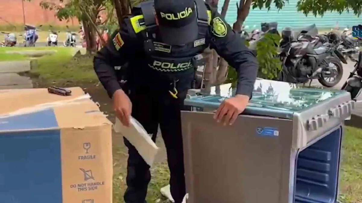 Capturan en Bogotá a mujer que intentó enviar droga oculta en una estufa