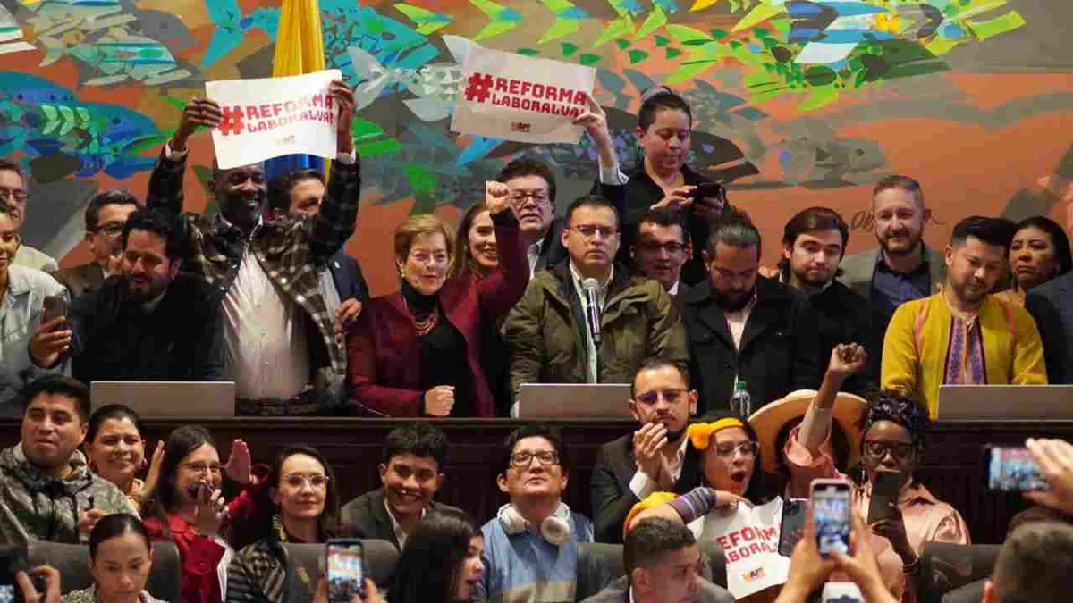 Cámara aprueba la reforma laboral del gobierno Petro y pasa a debatirse en el Senado