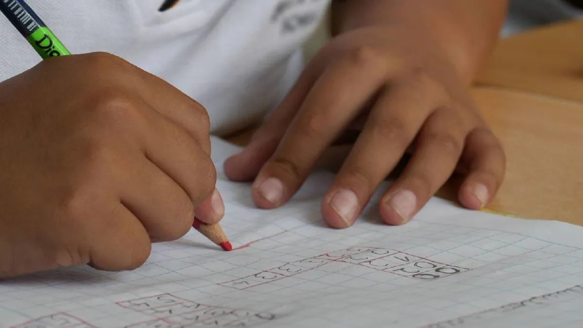 La educación, el mejor regalo para los niños en su día