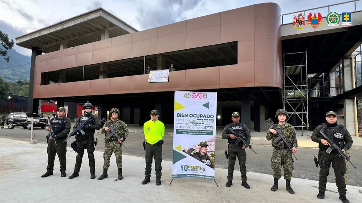 Incautan una aeronave y otros 140 bienes al ELN