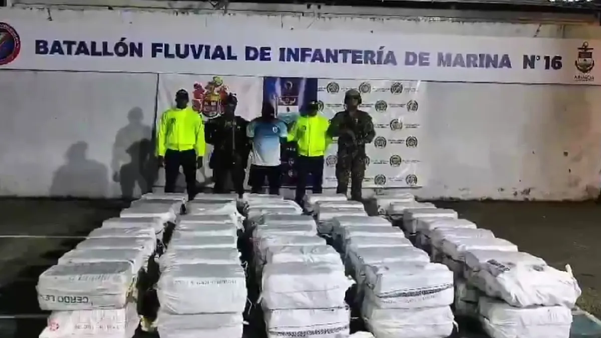 Autoridades incautan 1,9 toneladas de cocaína cerca a la frontera con Panamá