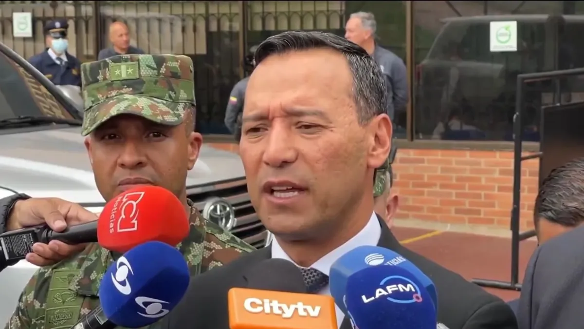 Ministro de Defensa pide respeto político tras tragedia del Hércules y confirma honores a los militares caídos